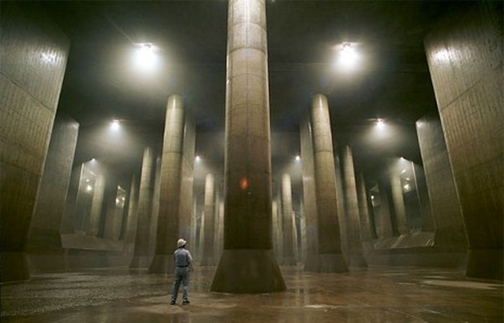 Hundreds of kilometers of Tokyo tunnels whose purpose is unknown Tokyo-underground-temple-1-thumb