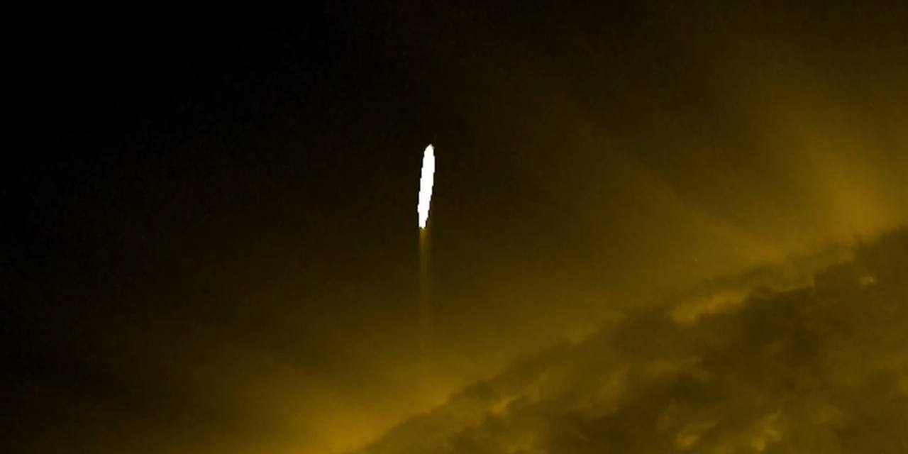 Giant Cigar Shaped Object Near the Corona of the Sun 3_4_orig