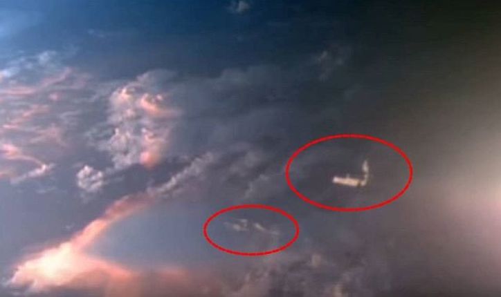 ISS camera filmed a strange encounter between two bizarre objects over our heads E8906993e740115fa991ccf88e663992